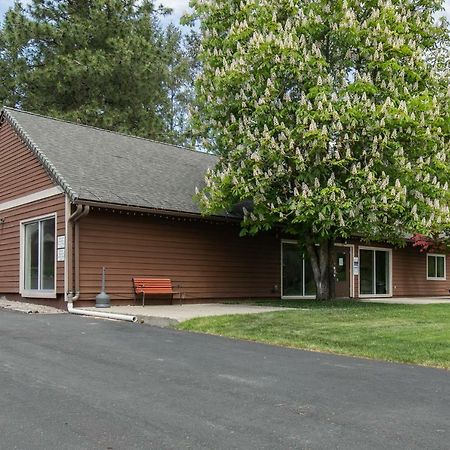 Bay Point Lakefront 4A Down Whitefish Exterior photo